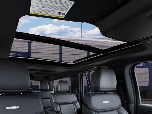 New 2027 White Ford Platinum image 22