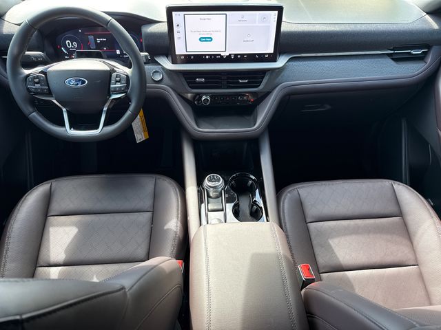 New 2026 White Ford Platinum image 11