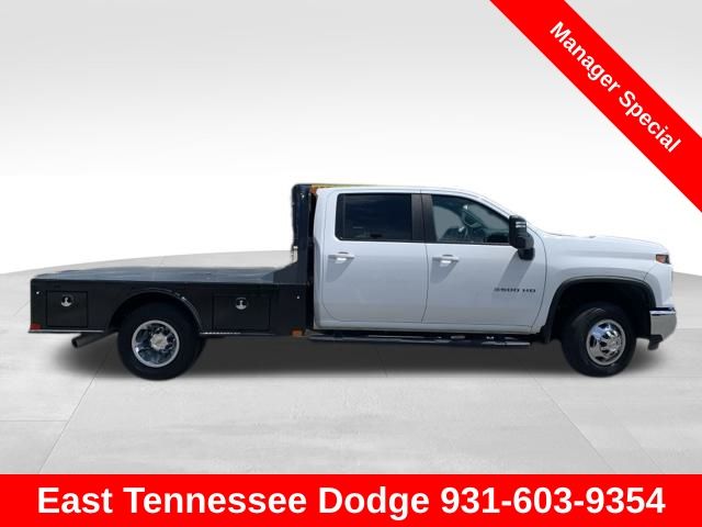 2024 Chevrolet Silverado 3500HD LT photo