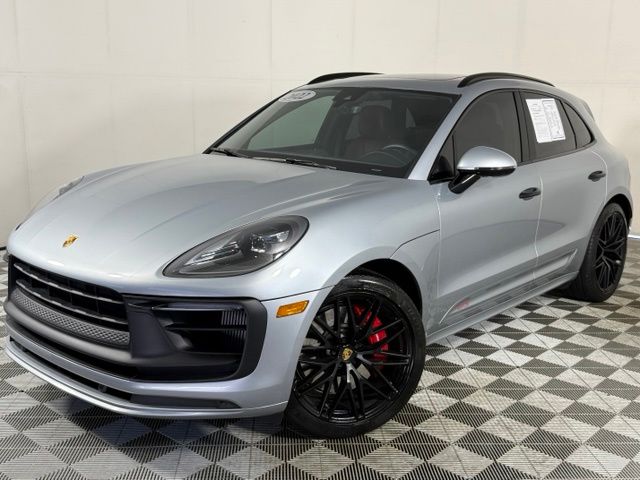 Dolomite Silver Metallic 2022 Porsche Macan SUV / Crossover All-Wheel Drive 7-Speed Automatic