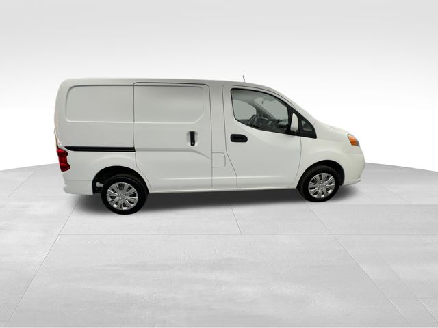 2021 Nissan NV200 SV 11