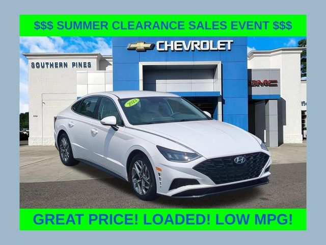 Serenity White 2023 Hyundai Sonata Sedan Front-Wheel Drive 8-Speed Automatic