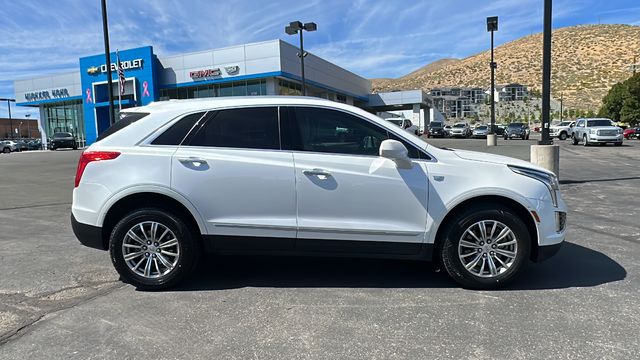 2019 Cadillac XT5 Luxury 2