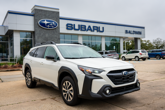 2025 Subaru Outback Premium AWD