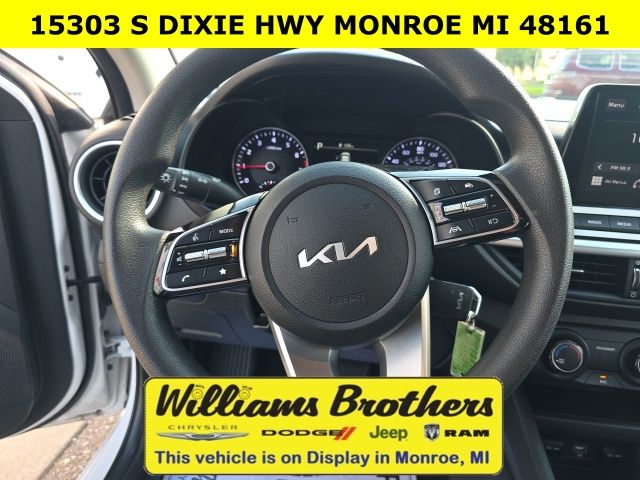 2023 Kia Forte LXS - Snow White Pearl exterior view 13