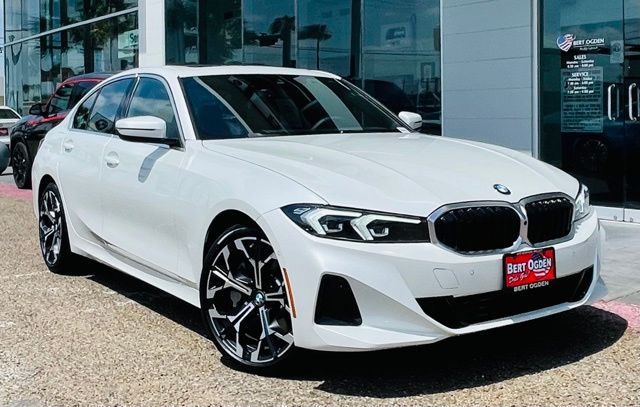 2025 BMW 3 Series 330i RWD