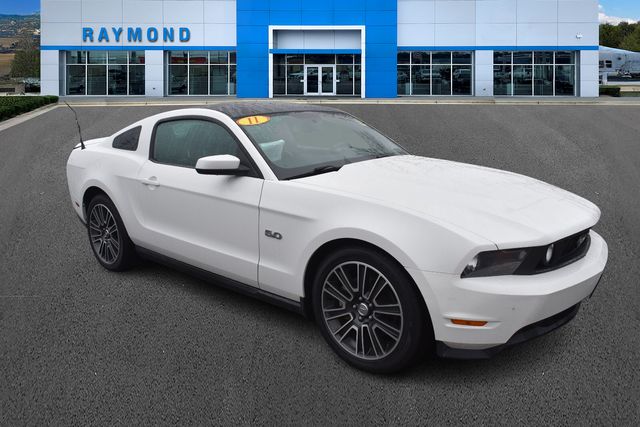 Performance White 2011 Ford Mustang GT Premium Coupe RWD Coupe Rear-Wheel Drive 6-Speed Automatic