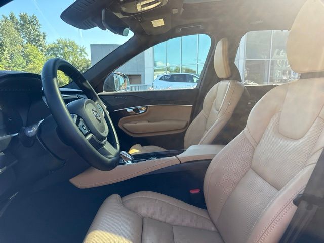 Used 2025 Volvo XC90 Plug-In Hybrid SUV