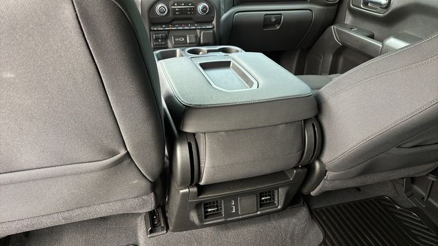 Used 2025 White Chevrolet Custom image 20