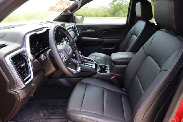 2024 GMC Canyon Elevation - 10