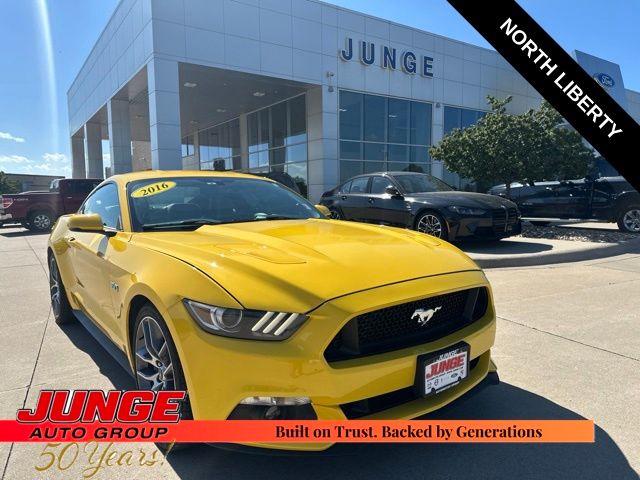  2016 Ford Mustang GT Premium Coupe RWD   