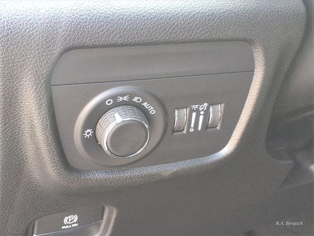 New 2025 Black Jeep Laredo image 12