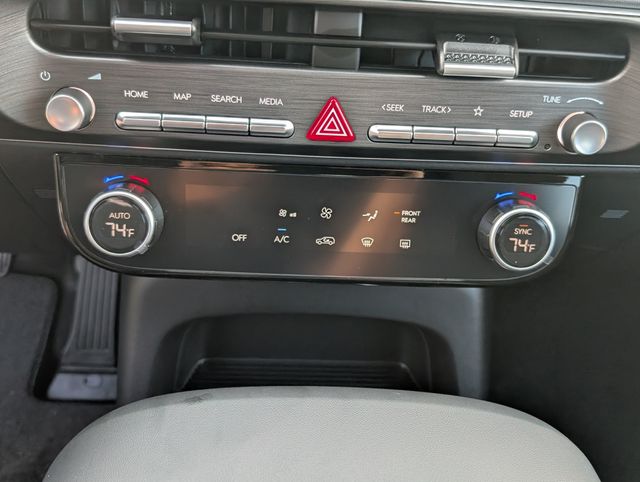 2027 Hyundai Palisade SE  at DeMontrond Gulf Freeway
