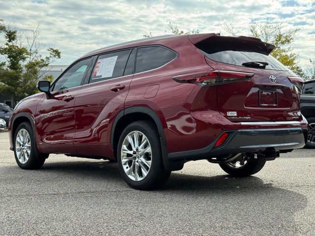 Used 2026 Toyota Highlander Hybrid SUV