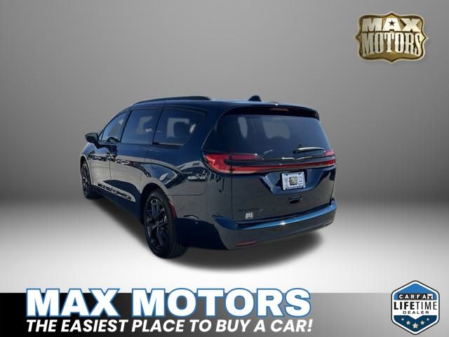 2024 Chrysler Pacifica Touring L 5