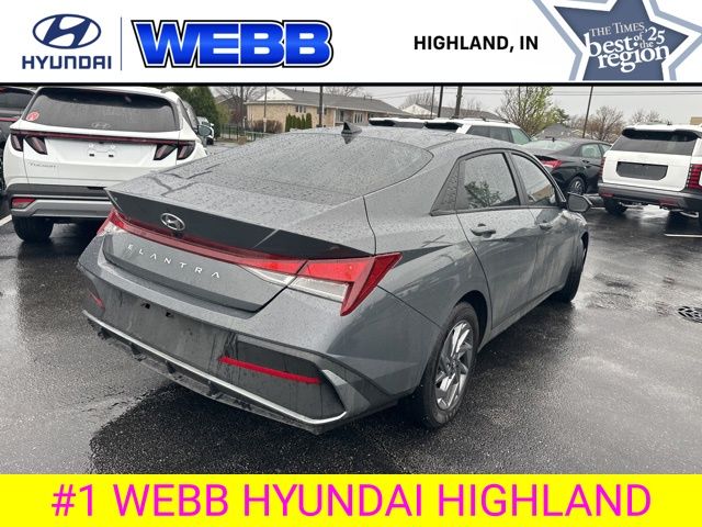 Used 2024 Gray Hyundai SEL image 14