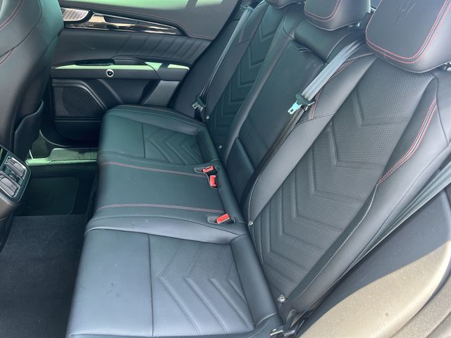 Used 2023  Maserati Modena image 37