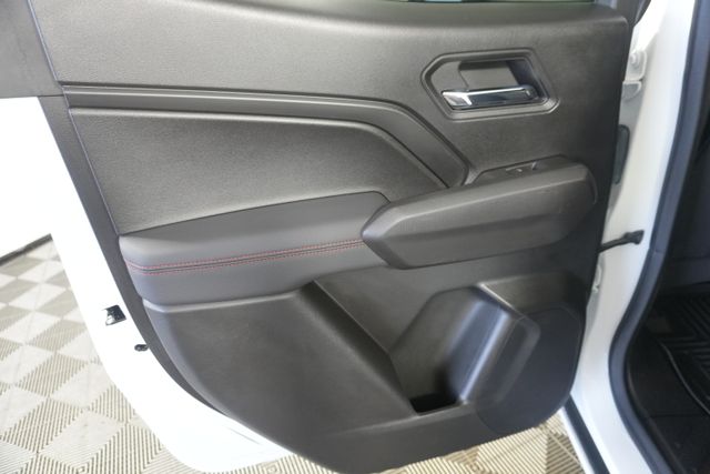 Used 2023 White Chevrolet Z71 image 31