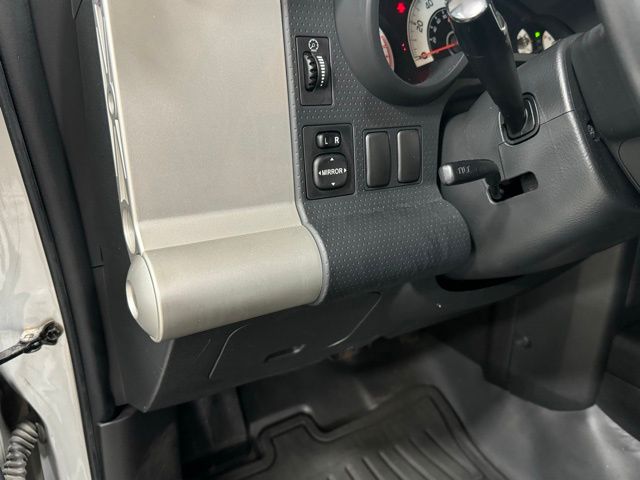 2008 Toyota FJ Cruiser Base 13