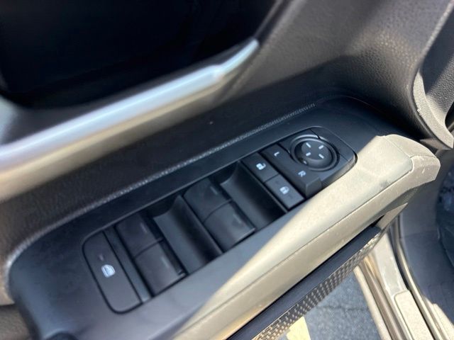 2025 Toyota Tacoma TRD Sport - Photo 28