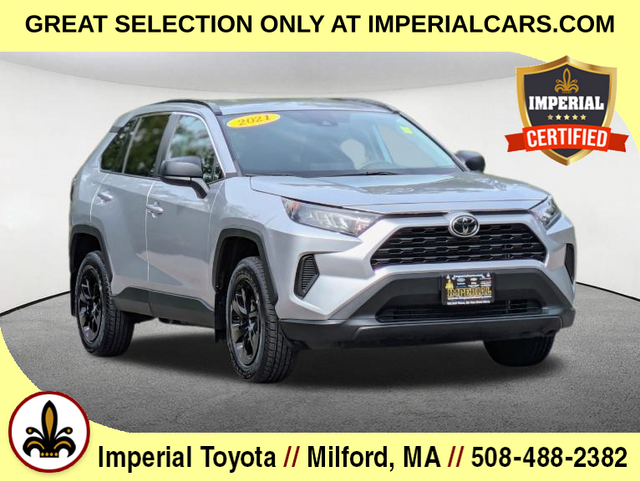 2021 Toyota RAV4 LE 1