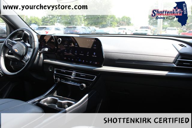 Used 2026 Chevrolet Traverse SUV
