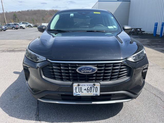 Used 2025 Black Ford Active image 11