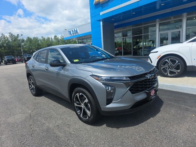 2024 Chevrolet Trax RS with 1RS FWD
