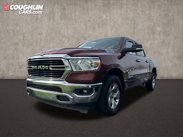 Delmonico Red Pearlcoat 2019 RAM 1500 Big Horn Crew Cab 4WD Pickup Truck Four-Wheel Drive 8-Speed Automatic