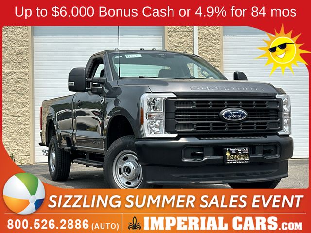 Carbonized Gray Metallic 2025 Ford F-250 Super Duty Pickup Truck Four-Wheel Drive Automatic