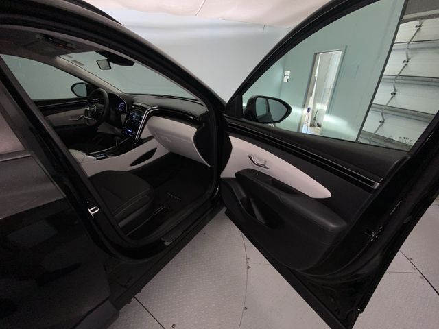 Used 2024 Black Hyundai SEL image 23