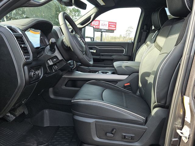 2026 Ram 3500 Laramie Crew Cab 4x4 8' Box