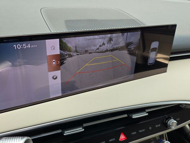 2027 Genesis Gv70