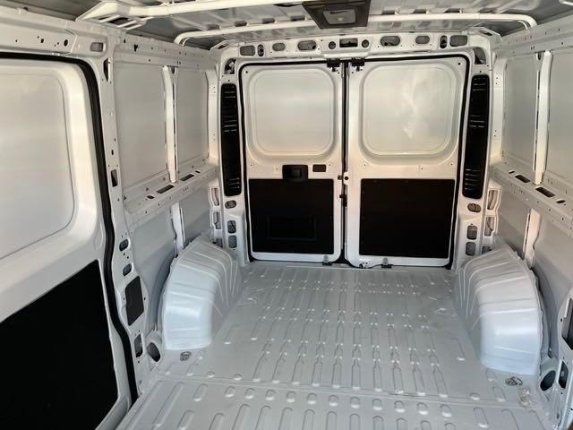 2024 Ram ProMaster 1500 Low Roof 32