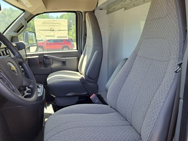 2025 Chevrolet Express 3500 Regular Cab DRW RWD Reading Service Utility Van for sale #S1100196 - photo 5