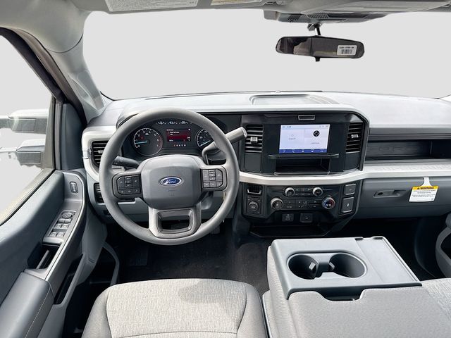 2025 Ford F-250SD XL photo