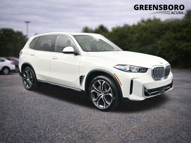 Alpine White 2026 BMW X5 SUV / Crossover All-Wheel Drive 8-Speed Automatic