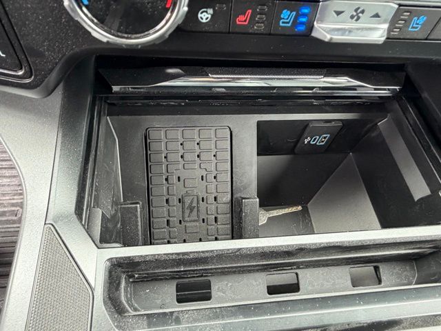 New 2026 Blue Ford Lariat image 13