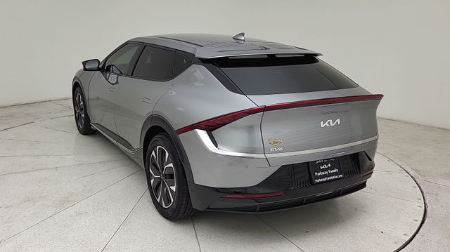 2023 Kia EV6 Wind - 3