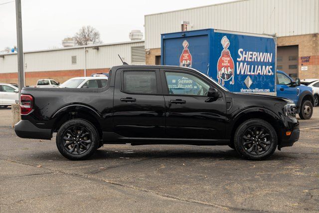 2024 Ford Maverick XLT photo
