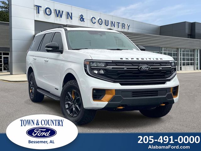 Star White Metallic Tri-Coat 2025 Ford Expedition SUV / Crossover Four-Wheel Drive Automatic