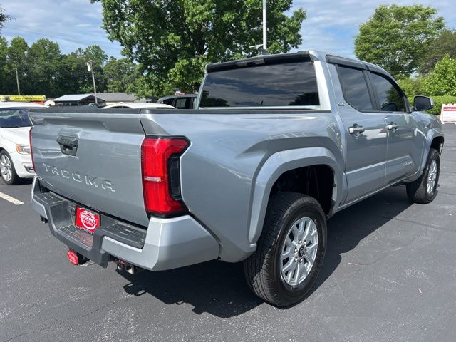 2024 Toyota Tacoma SR5 - Photo 7
