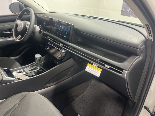 New 2026 White Hyundai SEL image 24
