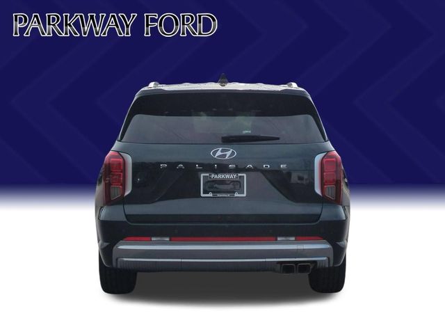 Used 2023 Green Hyundai Calligraphy image 4