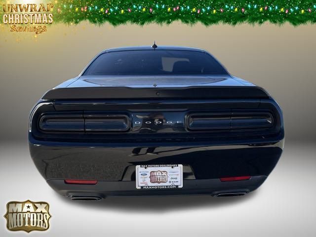 2023 Dodge Challenger R/T 11