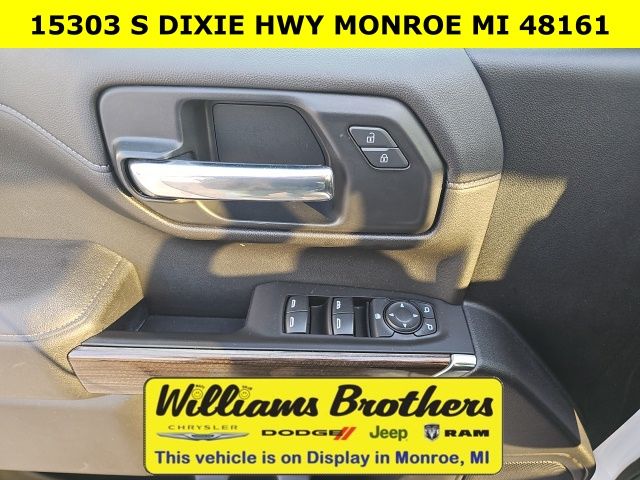 2020 Chevrolet Silverado 1500 LT - Summit White exterior view 11