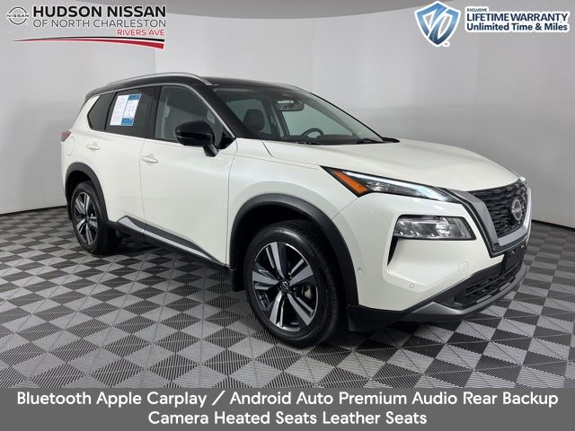 Pearl White Tricoat/Super Black 2023 Nissan Rogue SL AWD SUV / Crossover All-Wheel Drive Continuously Variable Transmission