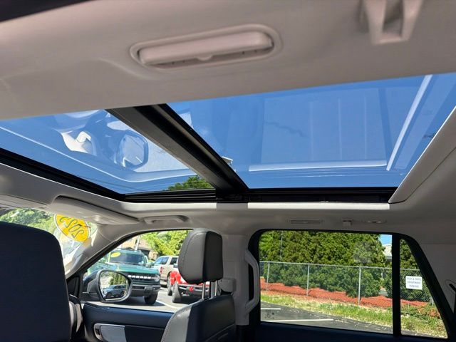 2025 Ford Expedition Active Oxford White - Grieco Acura - Image 15