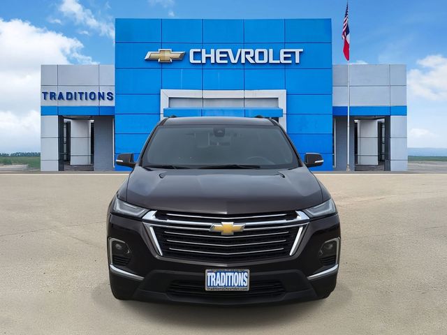 2023 Chevrolet Traverse LT - 3