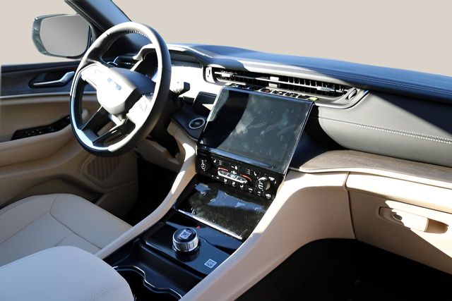 New Car 2025 Jeep Grand Cherokee  Limited For Sale Under $35,000 In Austin, Texas